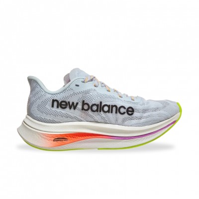 New Balance FuelCell Supercomp Trainer v2 Mulher