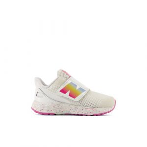 New Balance Criança Fresh Foam Arishi v4 Hook and Loop in Rosa