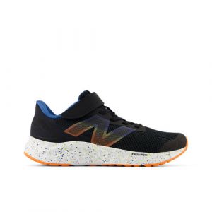 New Balance Criança Fresh Foam Arishi v4 Bungee Lace with Top Strap in Preto