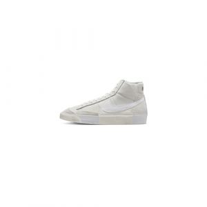 NIKE Blazer Mid Pro Club