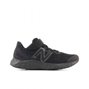 New Balance Criança Fresh Foam Arishi v4 Bungee Lace with Top Strap in Preto