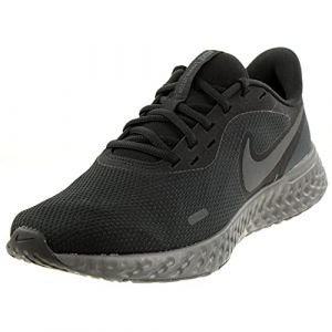 Nike Revolution 5