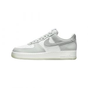 Nike Air Force 1 '07 LV8