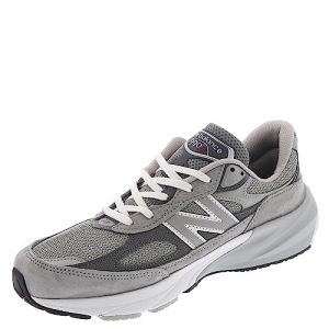 New Balance FuelCell 990 V6
